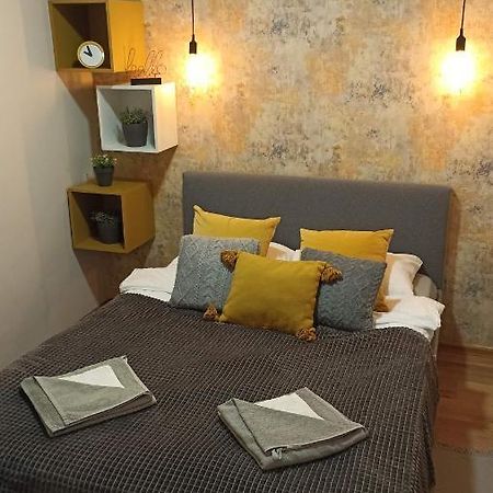 Apartament Majówka Ustrzyki Dolne Exterior foto